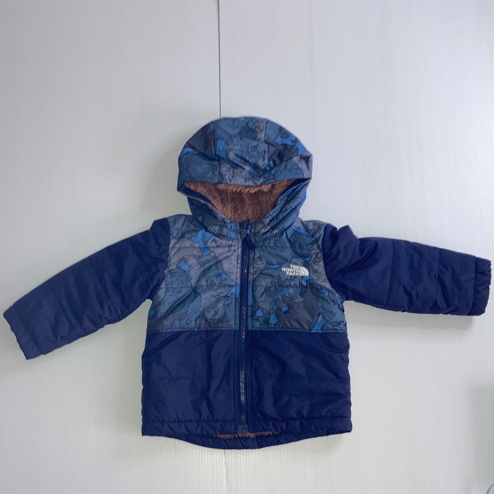 The North Face blue Mt. Chimbo jacket infant size 12-18 months
